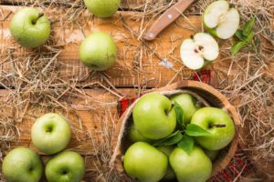 Enjoy the Signature Taste of Fall with Caramel Apples