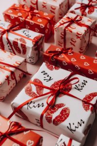 Trends in 2021: Why Buying Valentine's Day Candy Online Will Likely Be Big This Year