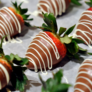 A Gourmet Candy Classic: Chocolate Covered Strawberries